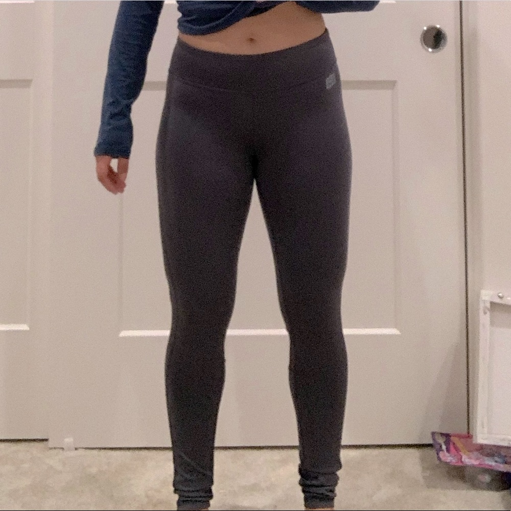 Grey peep leggings